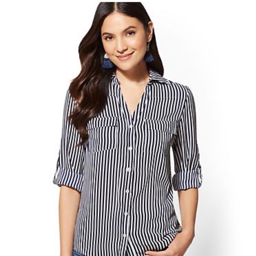New York & Company Button down shirt